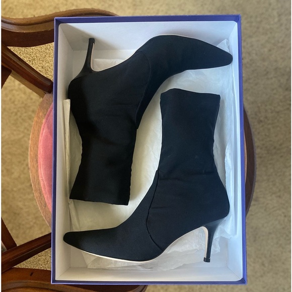 Stuart Weitzman Axiom Black Heeled Booties - Picture 3 of 11